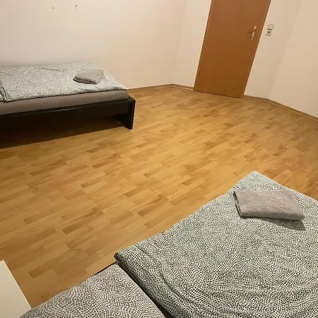 Fuer 5 Personen In Wurzen Carl-magirius-str דירה